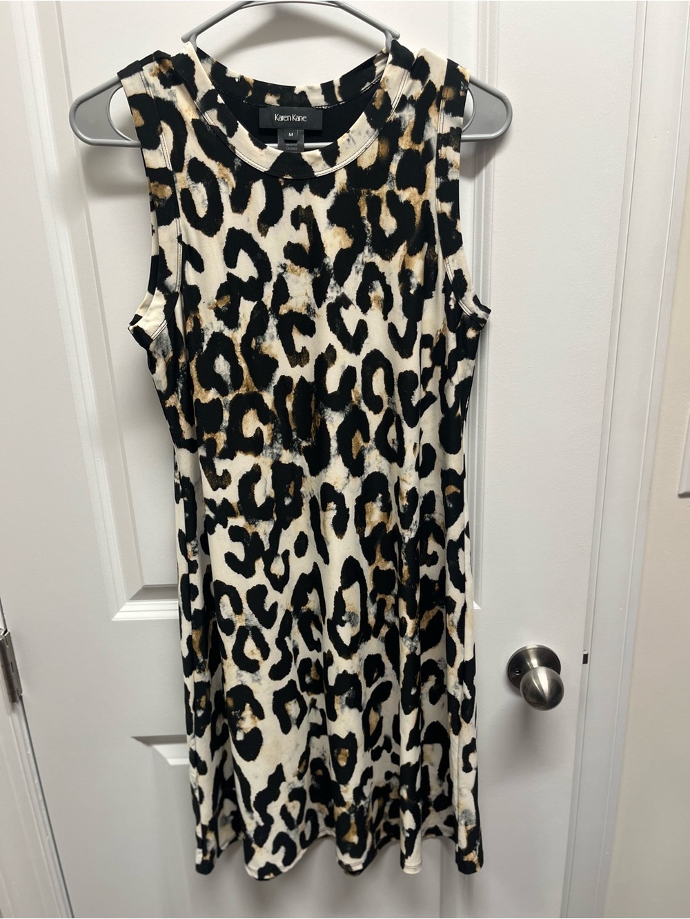Karen Kane Leopard Print Sleeveless A-Line Shift Dress - M